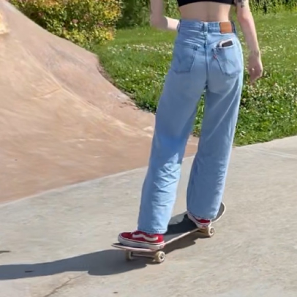 LEVI’s HIGH LOOSE - Picture 6 of 8